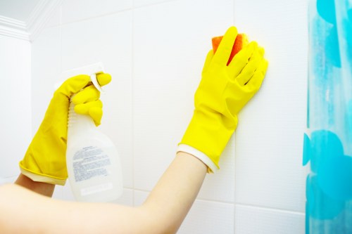 Thorough move-out cleaning for a Westkensington rental home